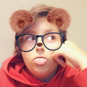 Meet your Posher, Danica